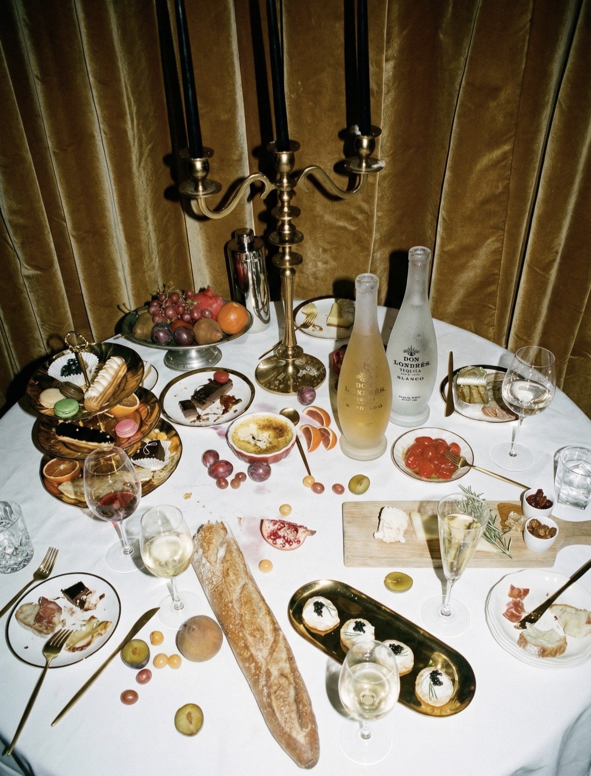 Campaign table setting